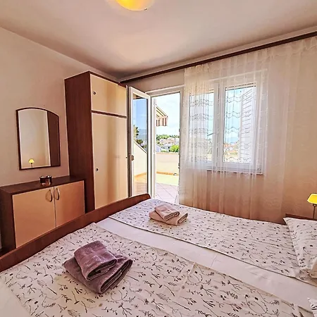 Dragica By Interhome