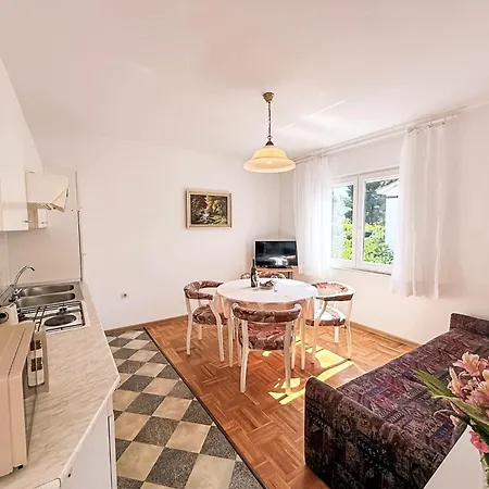 Dragica By Interhome Apartman